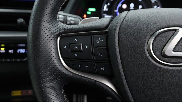 Used Lexus UX 2023 for sale - 76307497: Photo 29