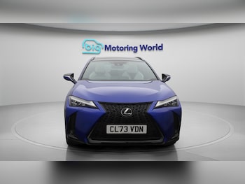 Used Lexus UX 2023 for sale - 76307497: Photo 3