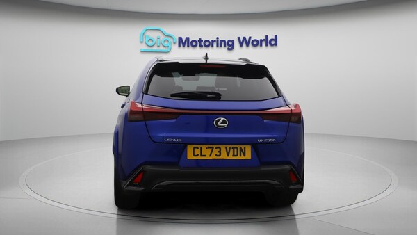 Used Lexus UX 2023 for sale - 76307497: Photo 7