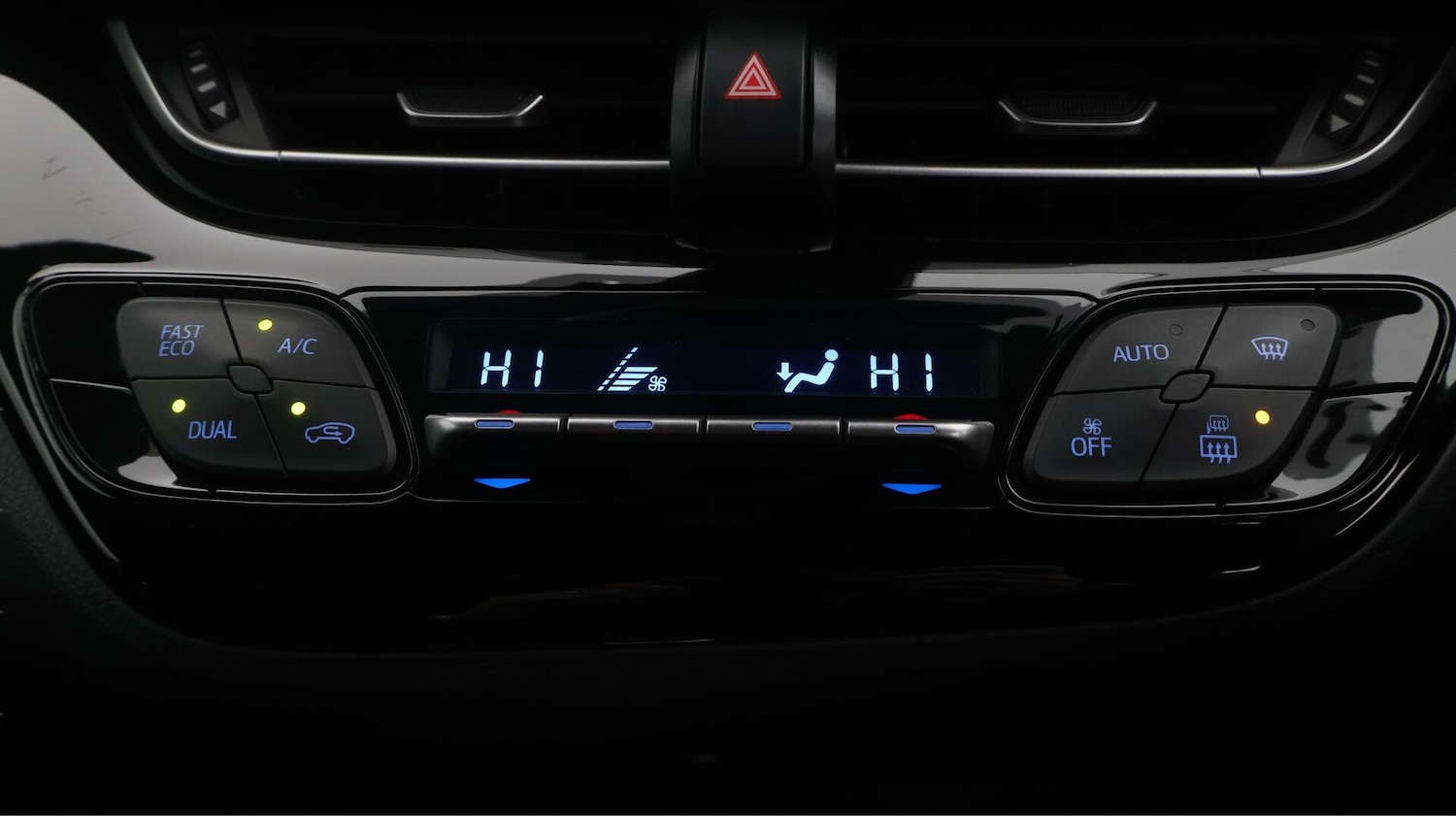 Used Toyota C-HR for sale - 76727220: Photo 13