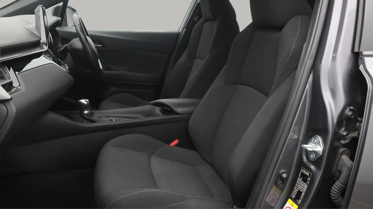 Used Toyota C-HR for sale - 76727220: Photo 15