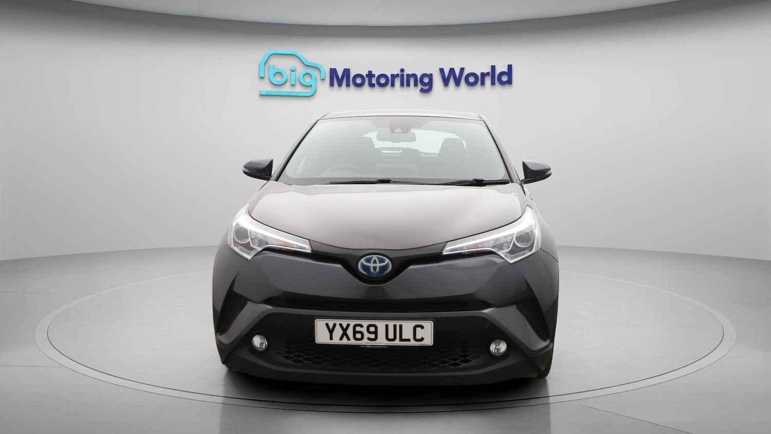 Used Toyota C-HR for sale - 76727220: Photo 3