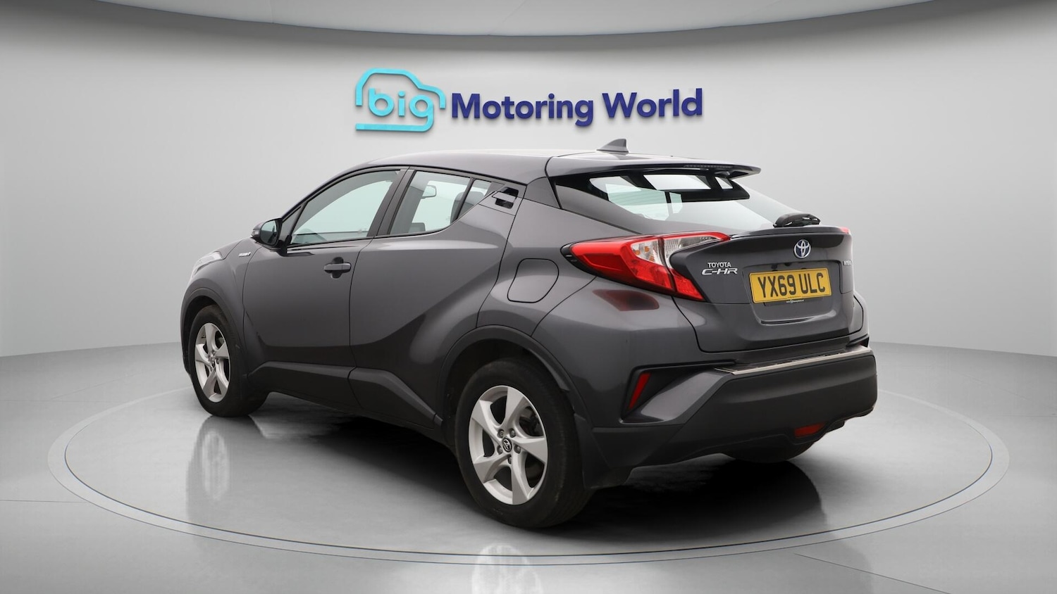 Used Toyota C-HR for sale - 76727220: Photo 6