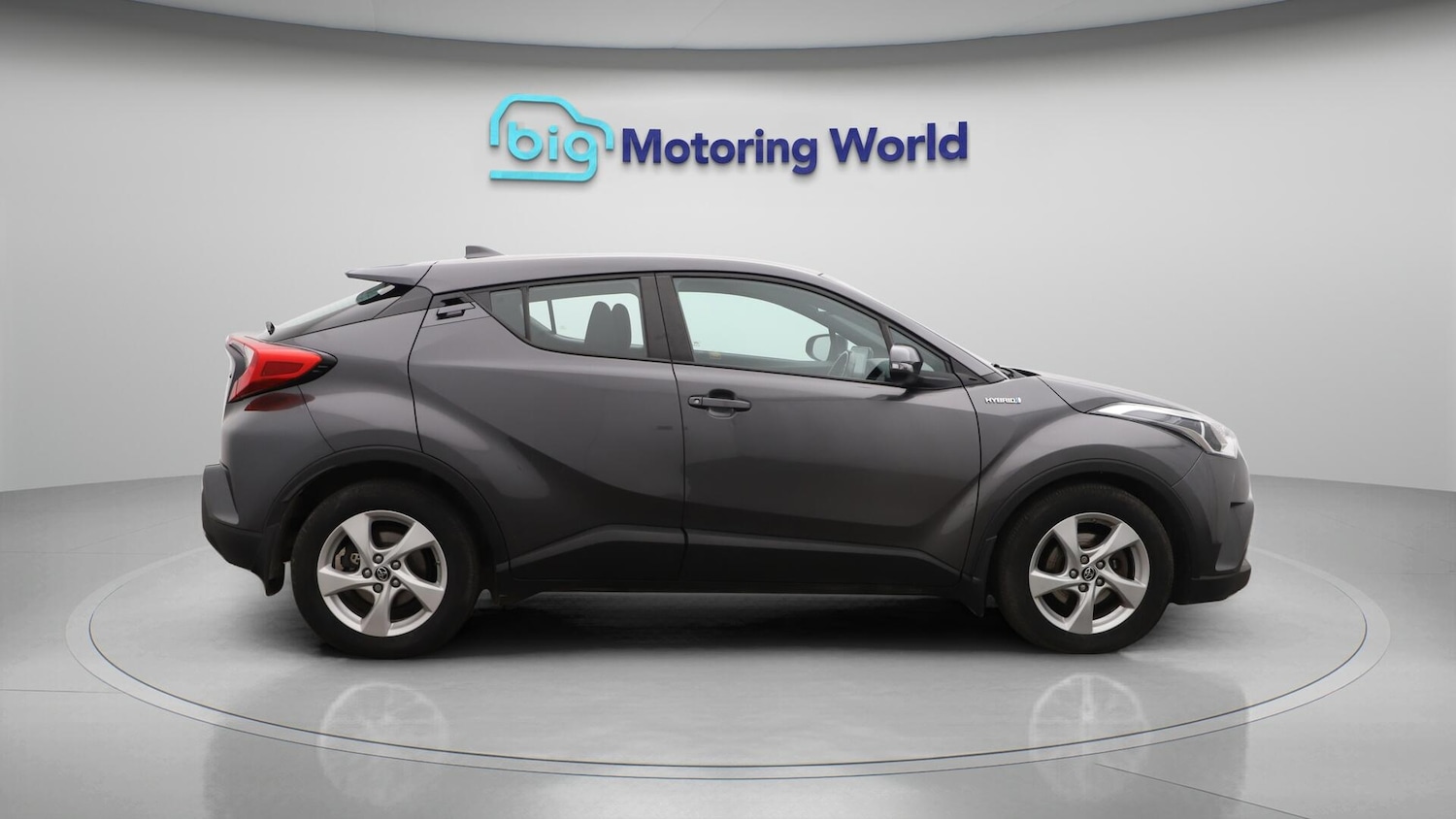 Used Toyota C-HR for sale - 76727220: Photo 9