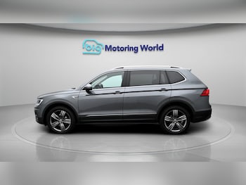 Used Volkswagen Tiguan Allspace 2021 for sale - 78210120: Photo