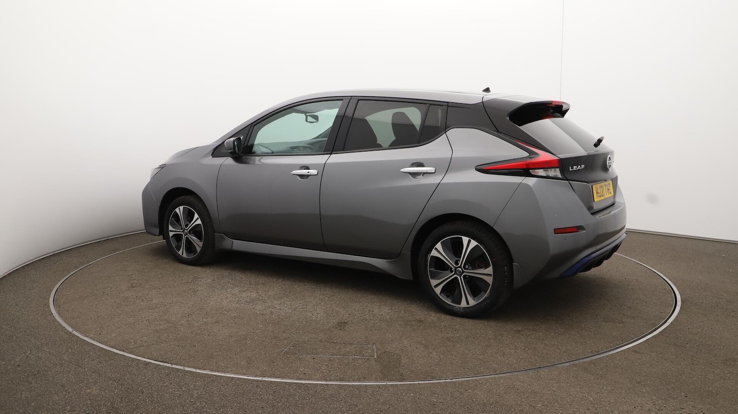 Used Nissan Leaf 2021 for sale - 76099204: Photo 12