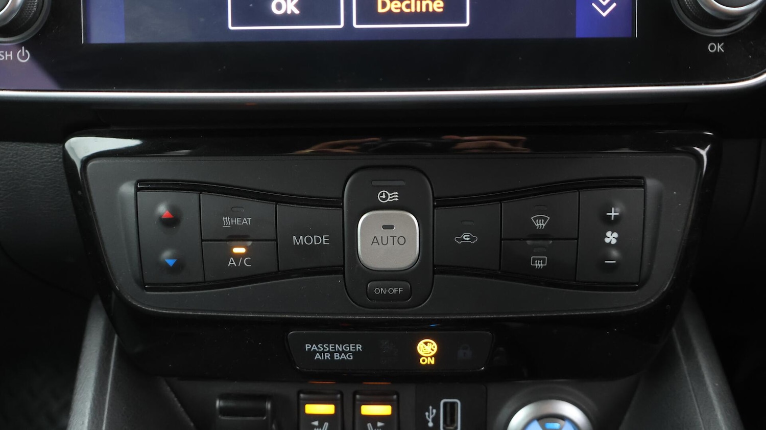 Used Nissan Leaf 2021 for sale - 76099204: Photo 17