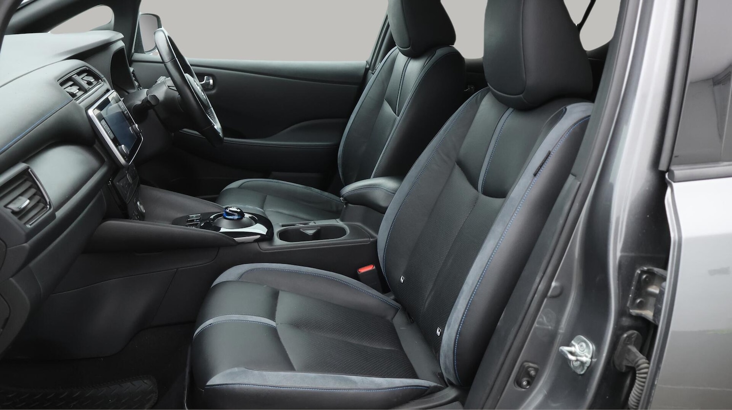 Used Nissan Leaf 2021 for sale - 76099204: Photo 21