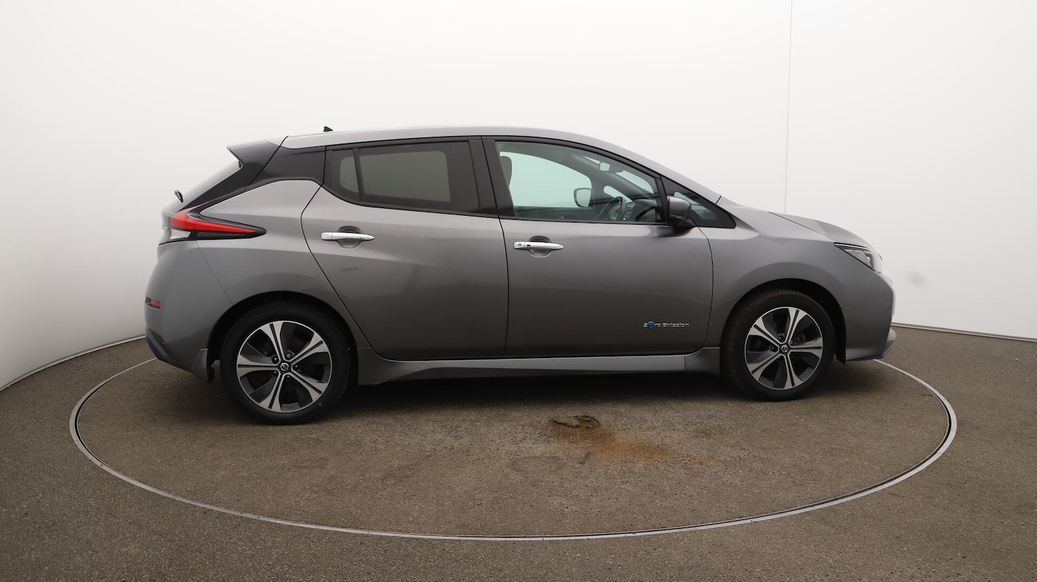 Used Nissan Leaf 2021 for sale - 76099204: Photo 40