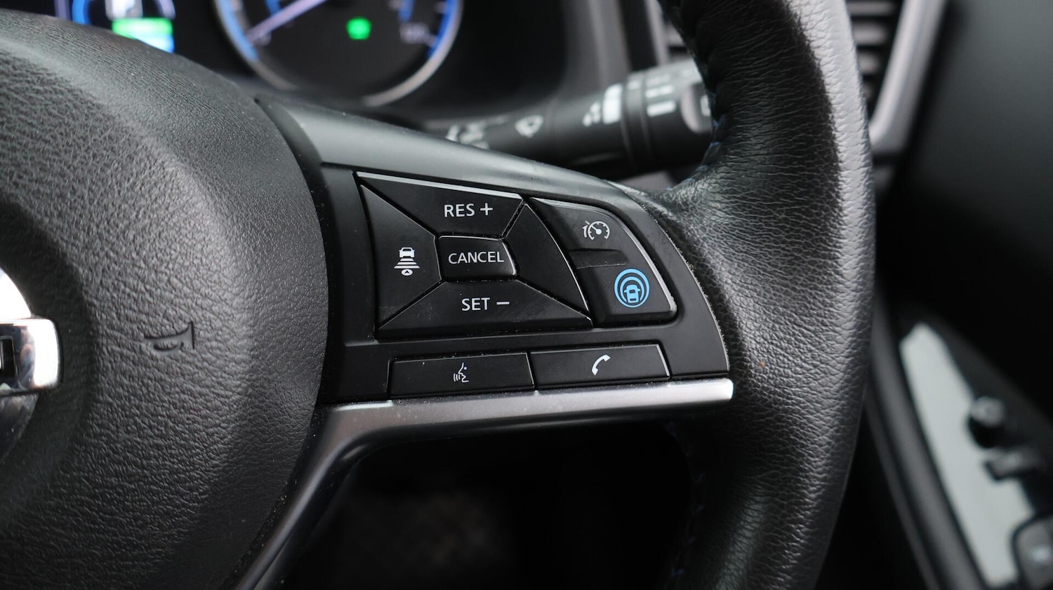 Used Nissan Leaf 2021 for sale - 76099204: Photo 41