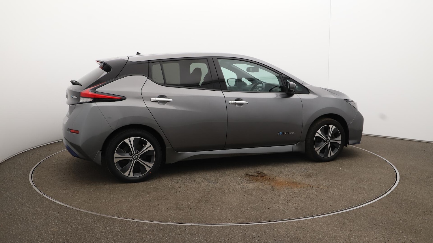 Used Nissan Leaf 2021 for sale - 76099204: Photo 42