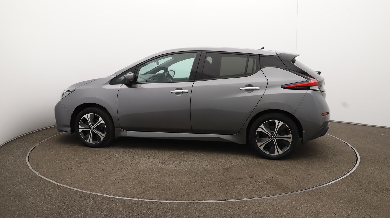 Used Nissan Leaf 2021 for sale - 76099204: Photo 57