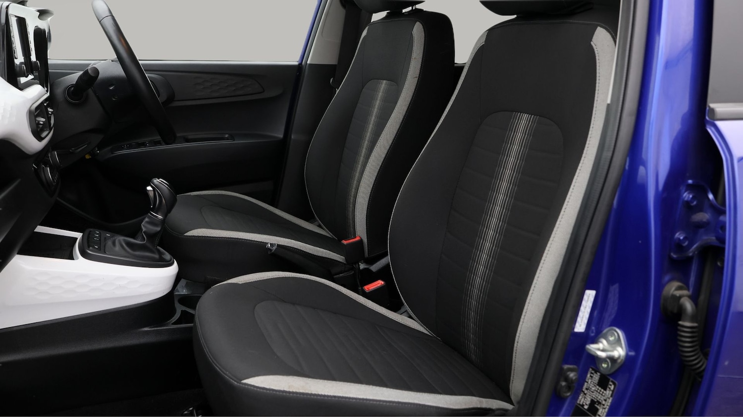 Used Hyundai i10 2022 for sale - 77536321: Photo 14