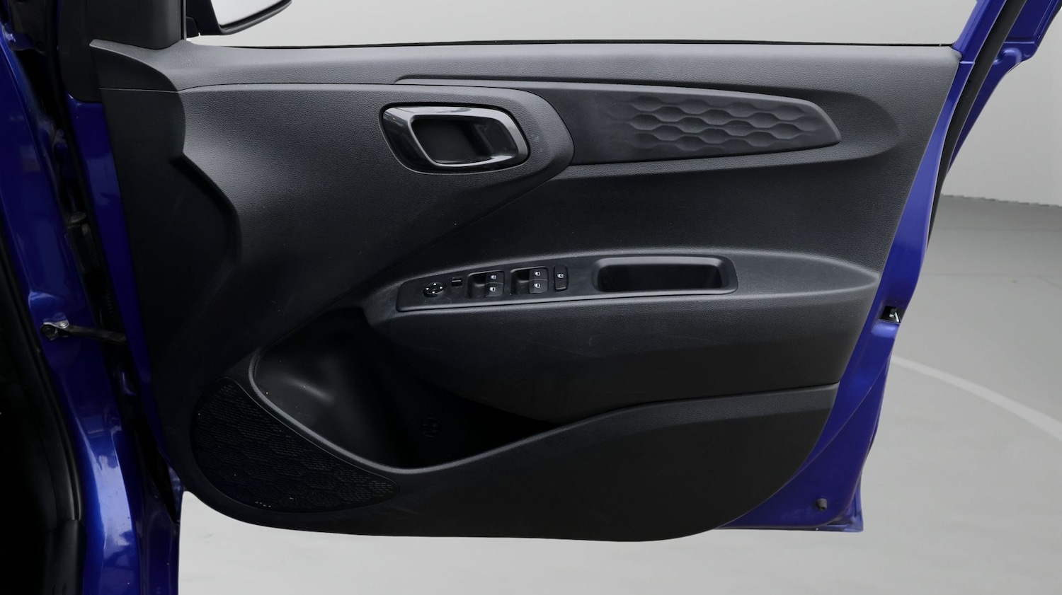 Used Hyundai i10 2022 for sale - 77536321: Photo 15