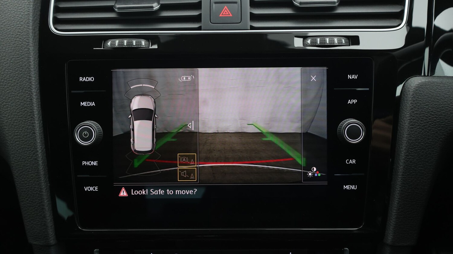 Used Volkswagen Golf 2019 for sale - 77830256: Photo 26