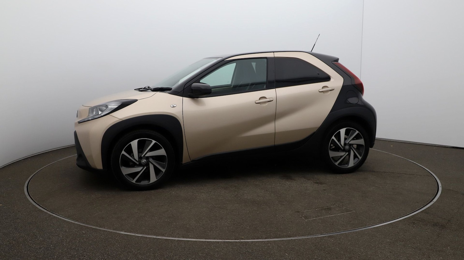 Used Toyota Aygo X 2023 for sale - 76809636: Photo 58