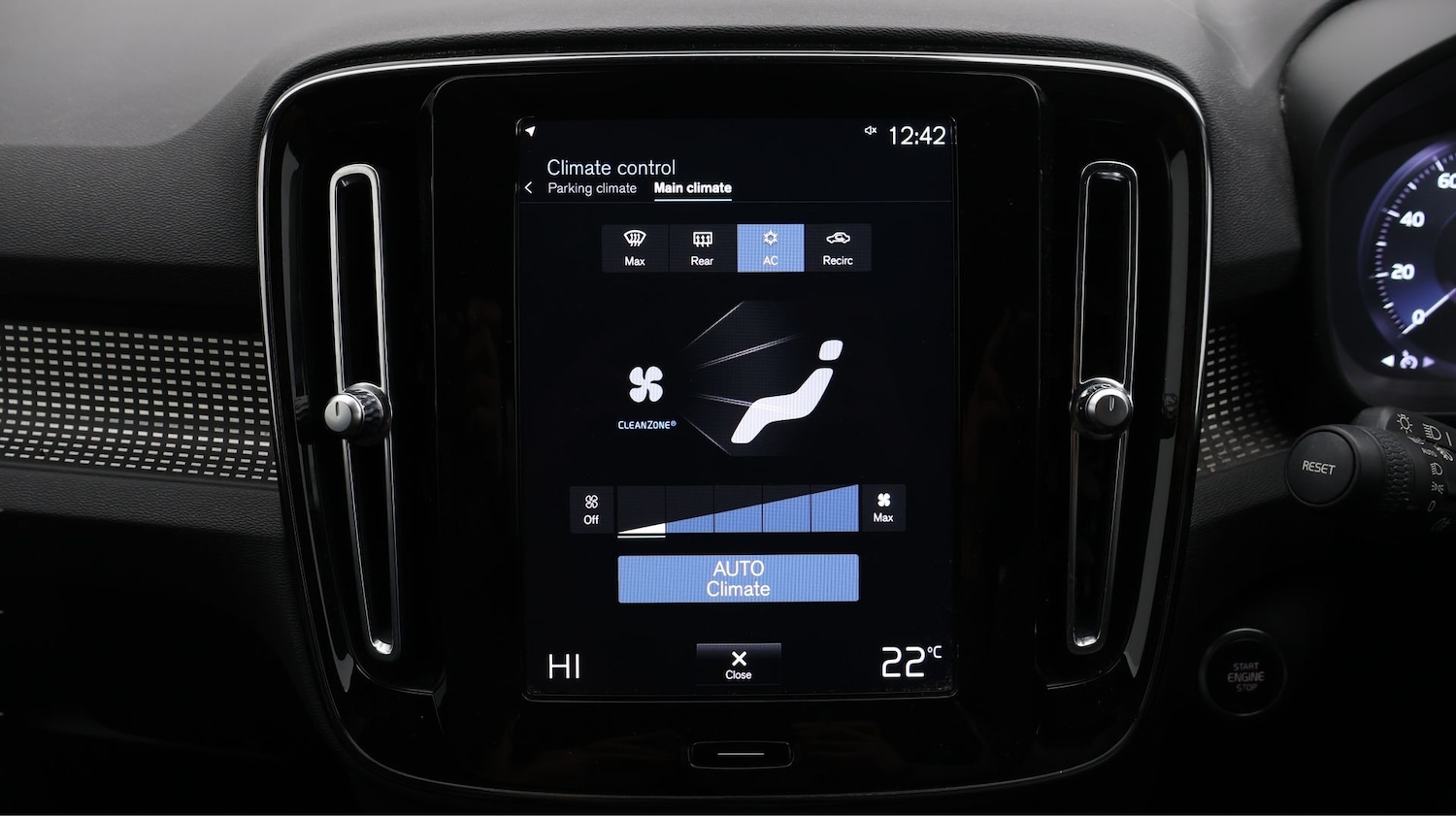 Used Volvo XC40 2021 for sale - 77310406: Photo 12