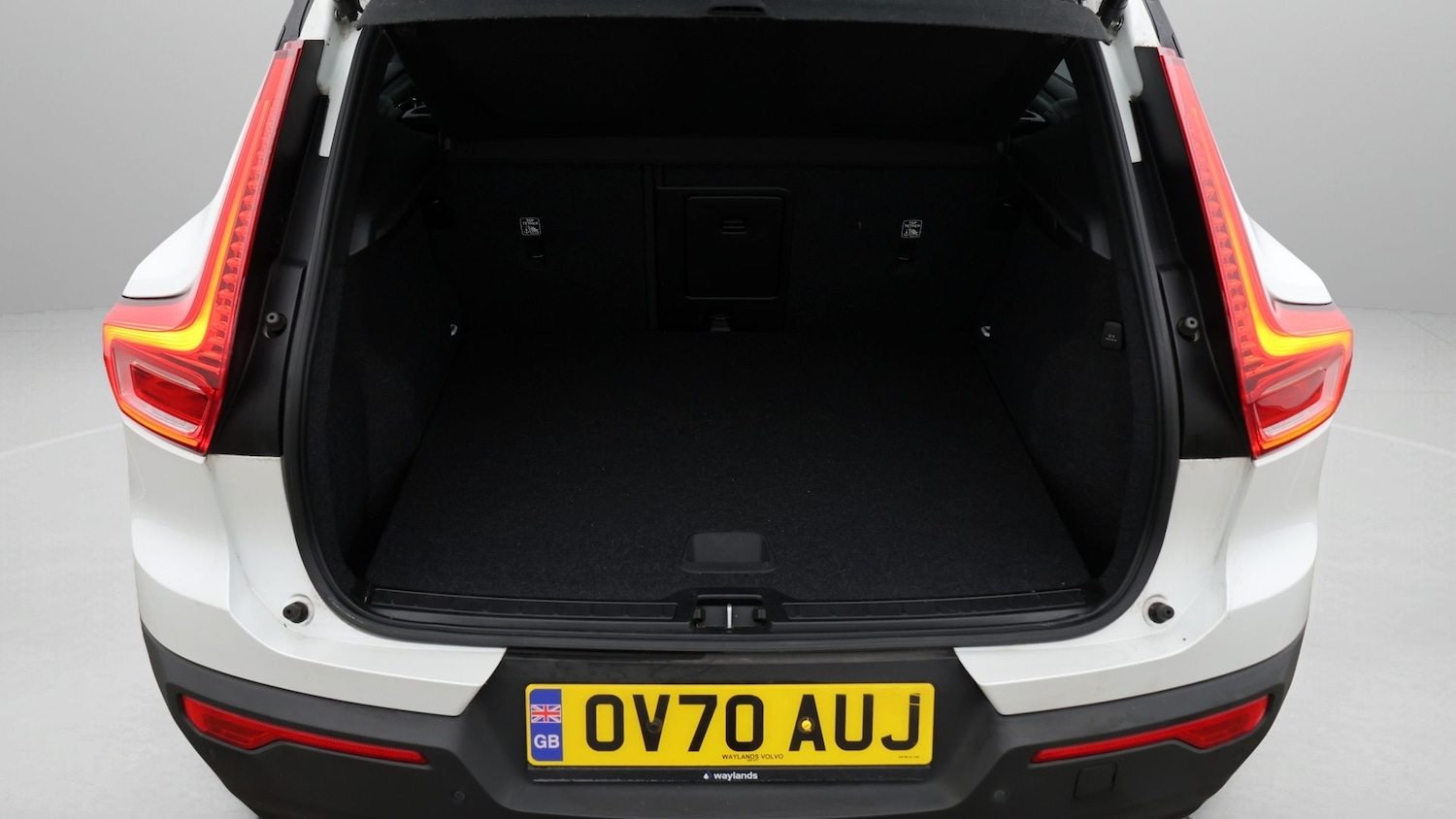 Used Volvo XC40 2021 for sale - 77310406: Photo 17