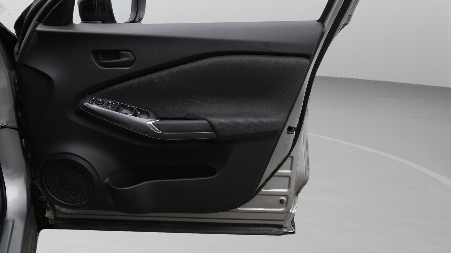 Used Nissan Juke 2023 for sale - 76136168: Photo 16