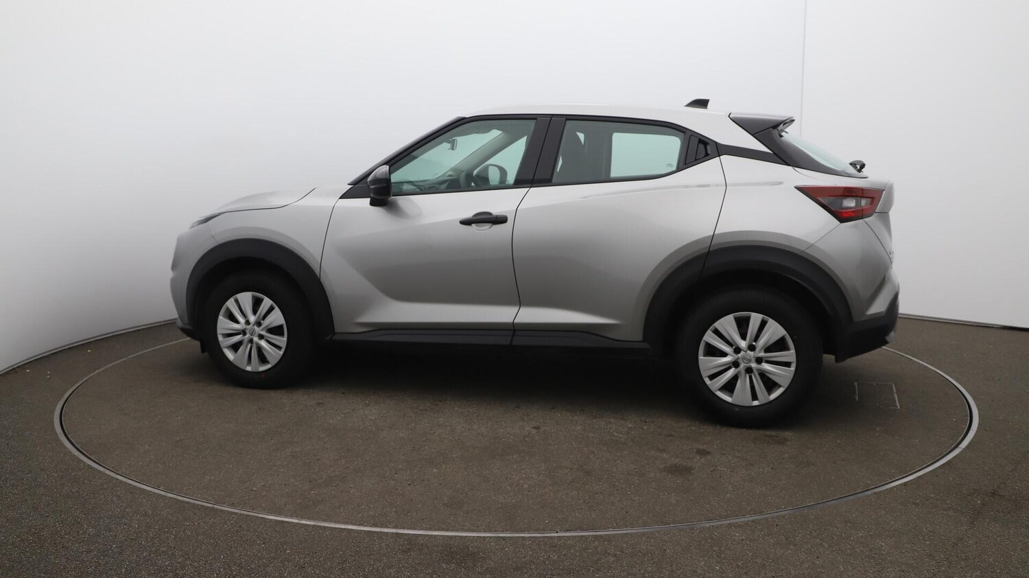 Used Nissan Juke 2023 for sale - 76136168: Photo 57