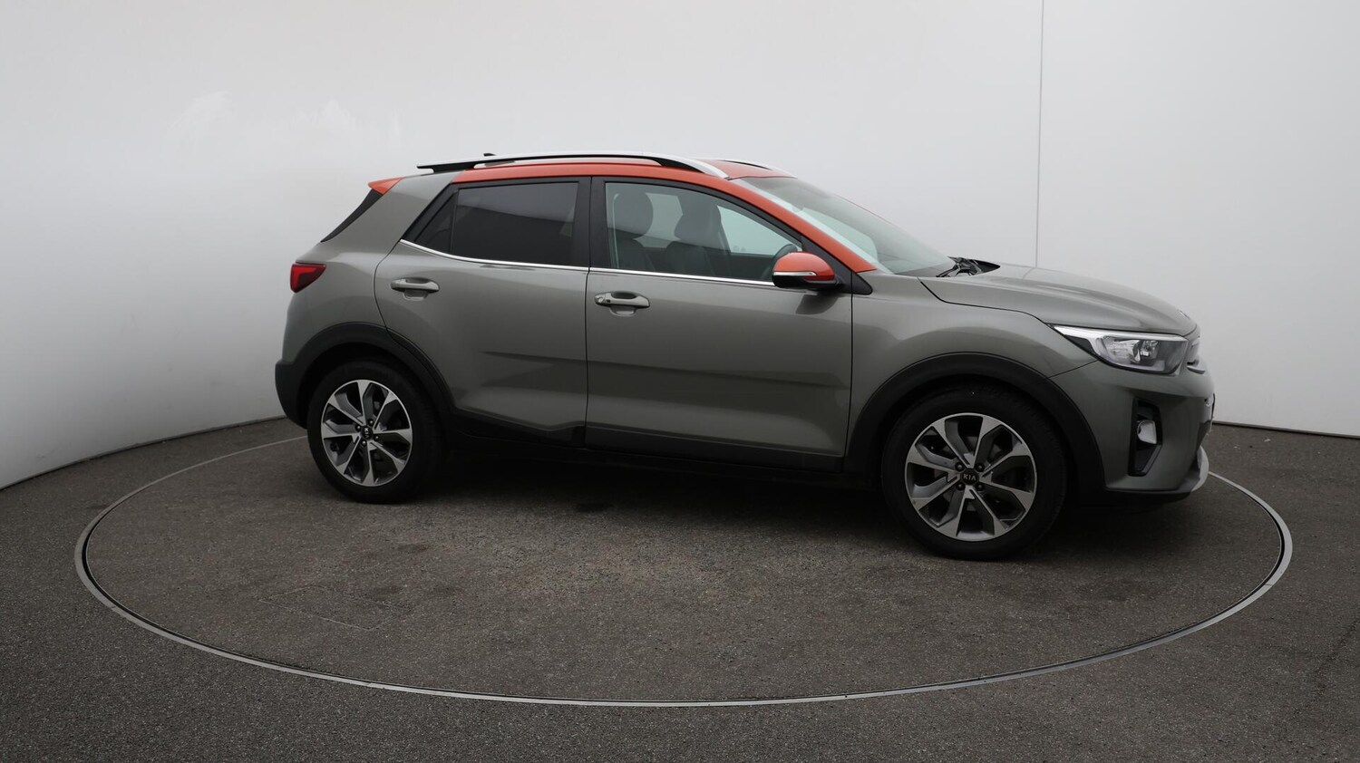 Used Kia Stonic 2020 for sale - 76059651: Photo 48