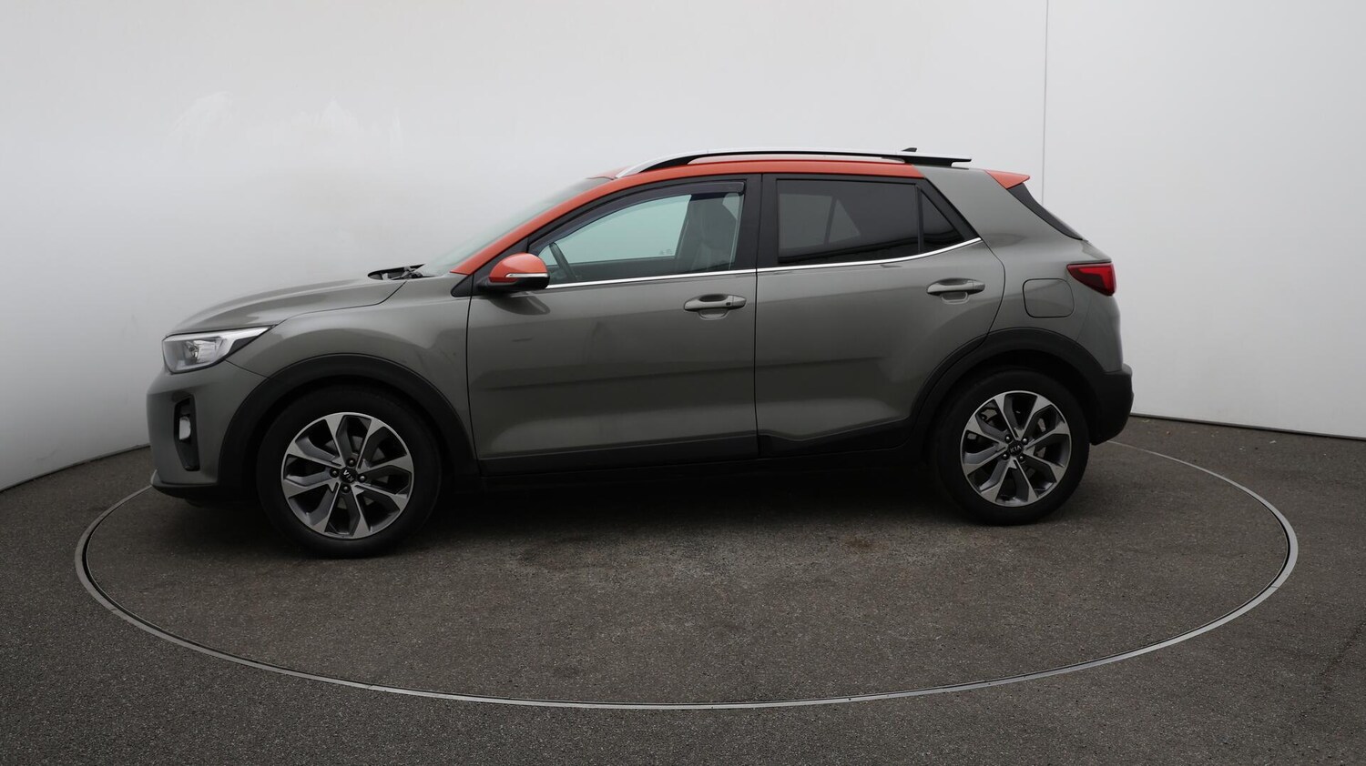 Used Kia Stonic 2020 for sale - 76059651: Photo 67
