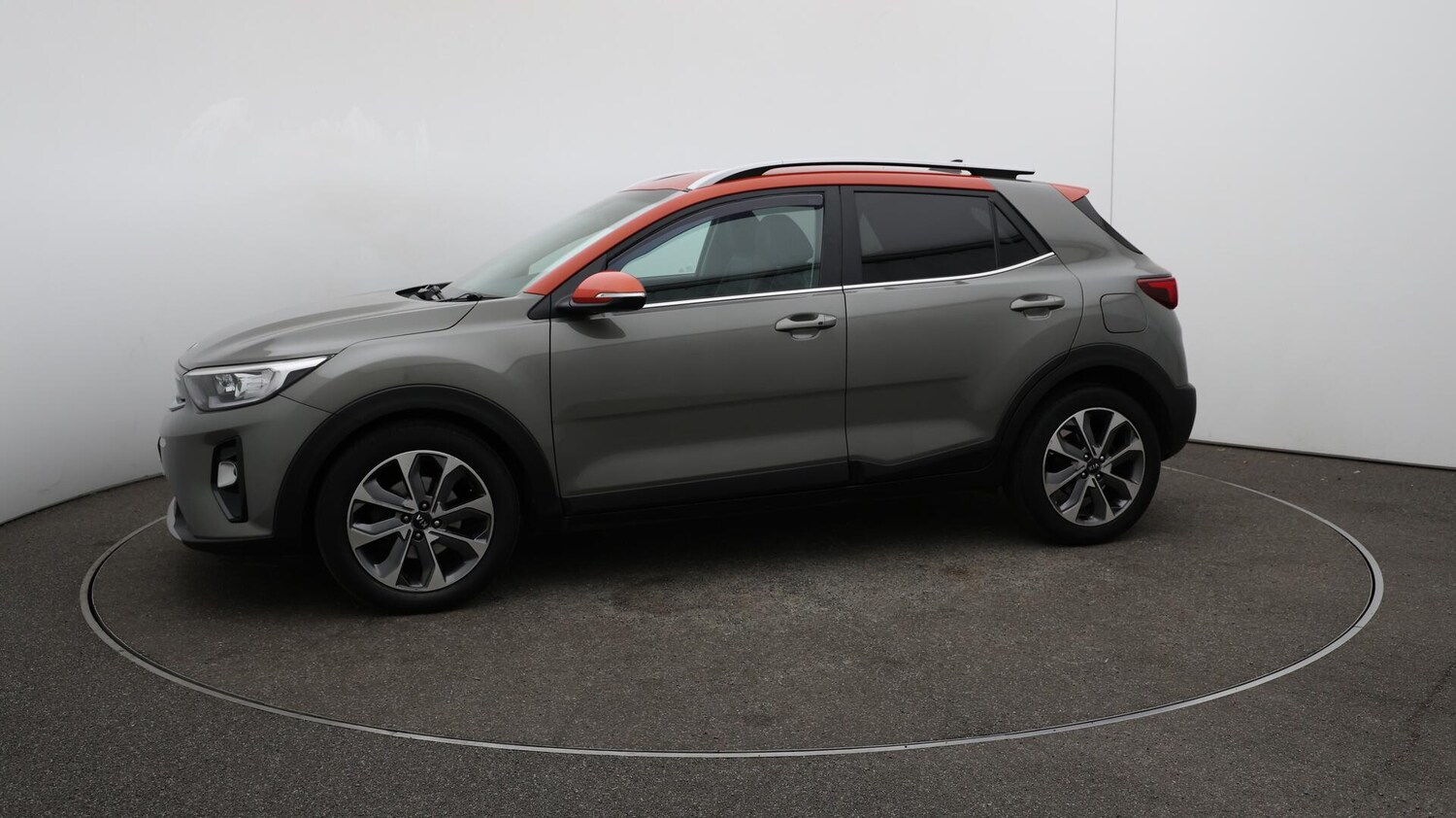 Used Kia Stonic 2020 for sale - 76059651: Photo 68