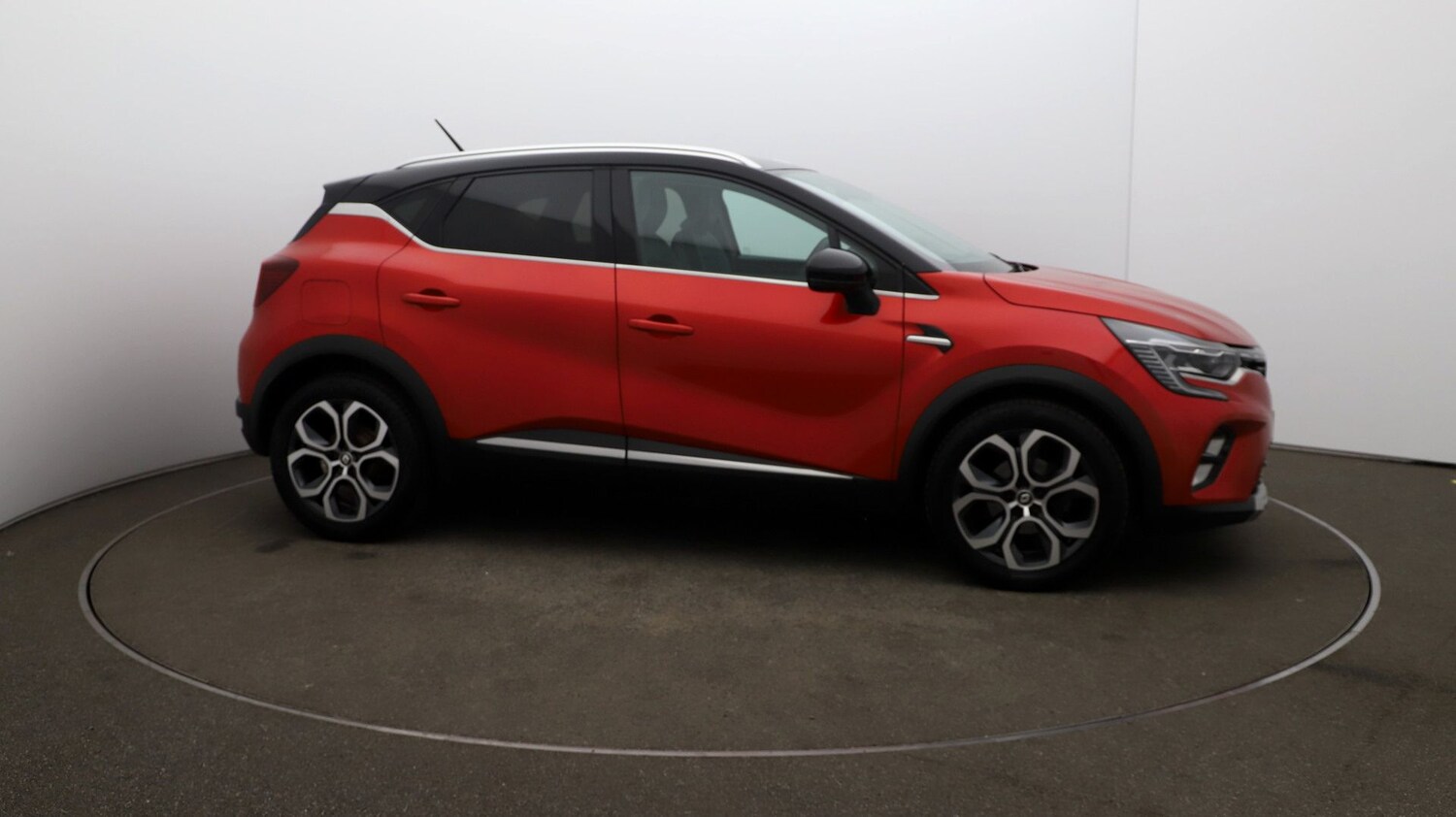 Used Renault Captur 2022 for sale - 76853964: Photo 39