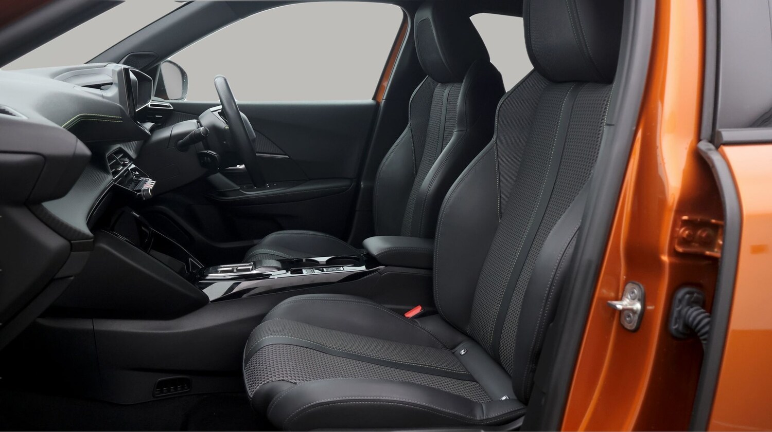 Used Peugeot 2008 2022 for sale - 77685904: Photo 14