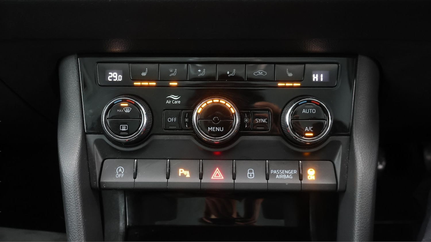 Used Skoda Karoq 2021 for sale - 77830003: Photo 11