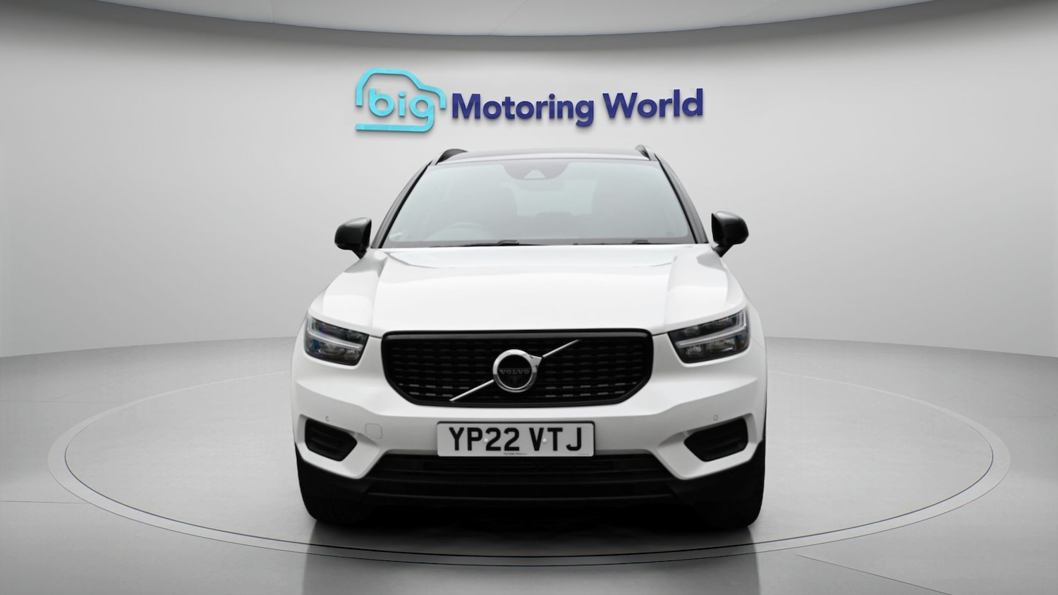 Used Volvo XC40 2022 for sale - 78183129: Photo 2