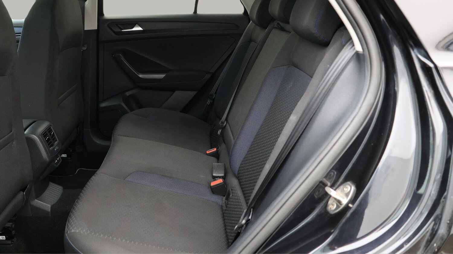 Used Volkswagen T-Roc 2021 for sale - 76348843: Photo 17