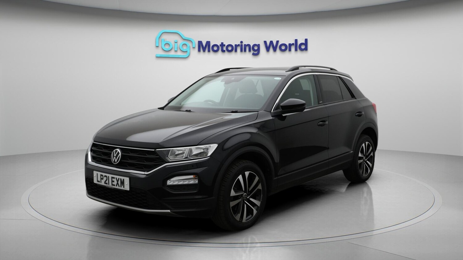 Used Volkswagen T-Roc 2021 for sale - 76348843: Photo 4