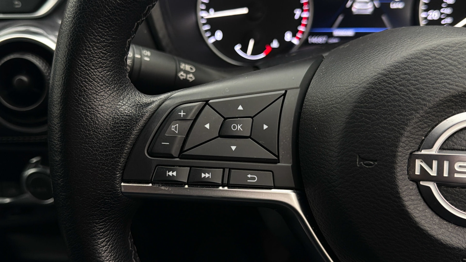 Used Nissan Juke 2023 for sale - 77851584: Photo 23