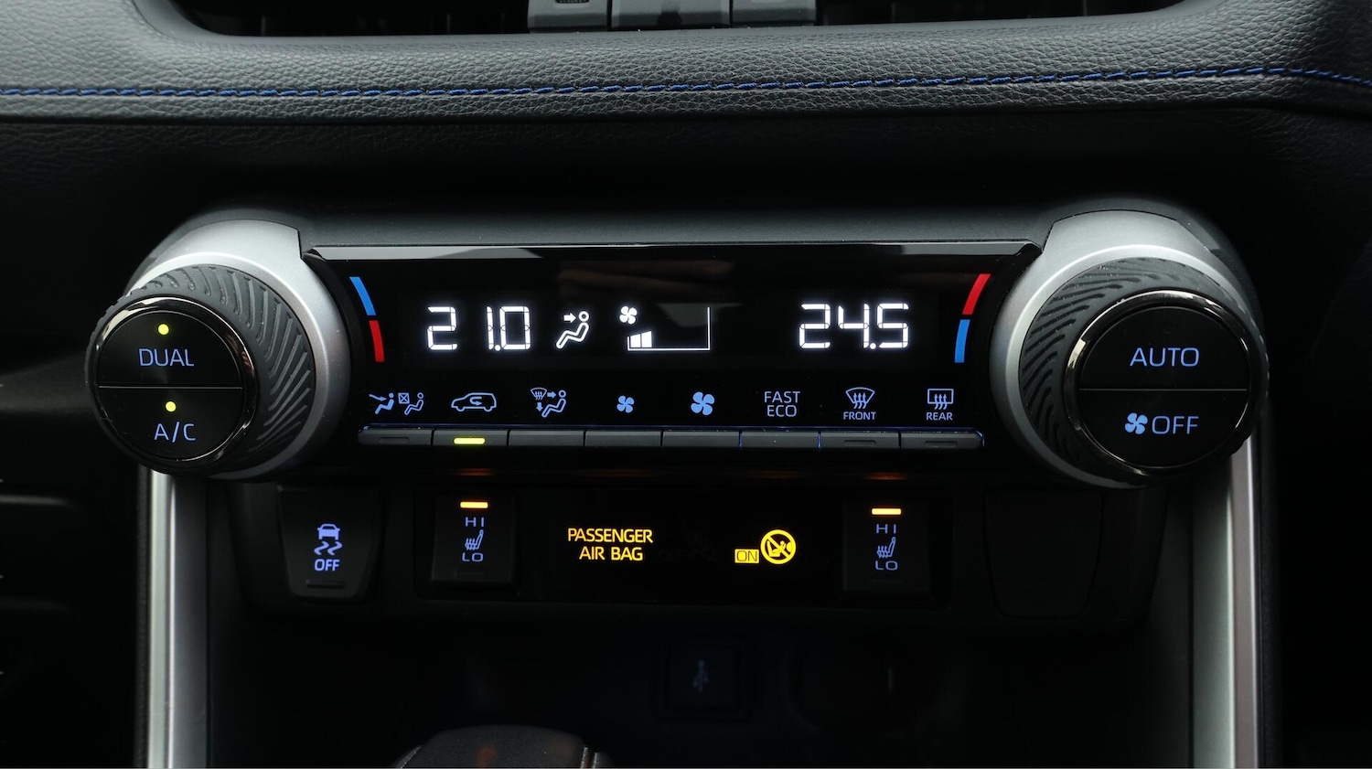 Used Toyota RAV4 2020 for sale - 76549077: Photo 13