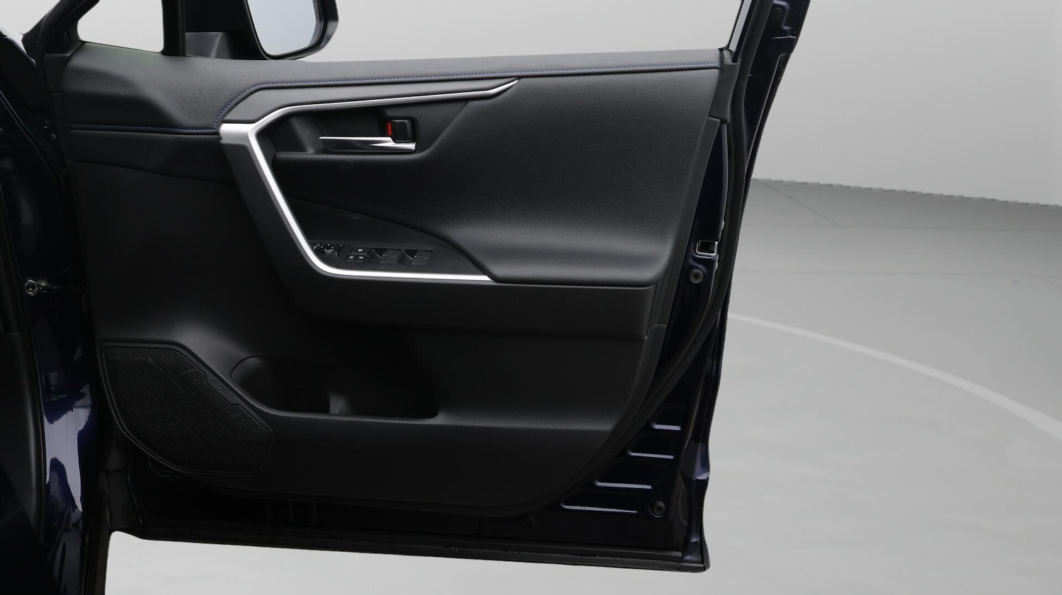 Used Toyota RAV4 2020 for sale - 76549077: Photo 16