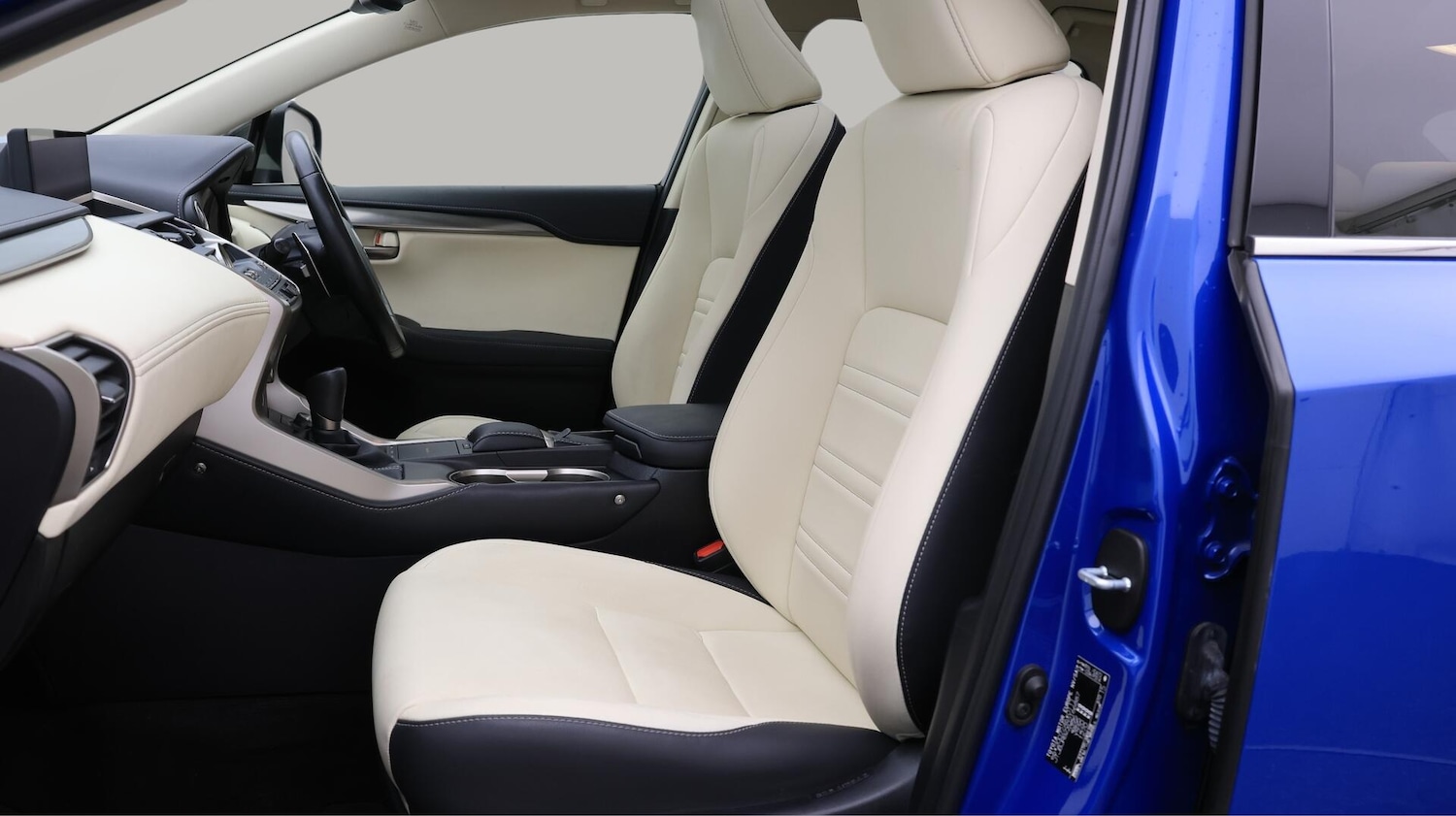 Used Lexus NX 2021 for sale - 76596968: Photo 15