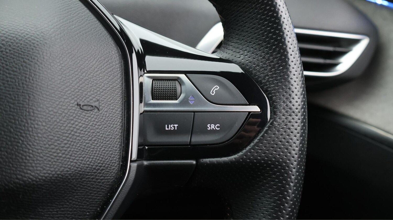Used Peugeot 5008 2022 for sale - 76137176: Photo 29