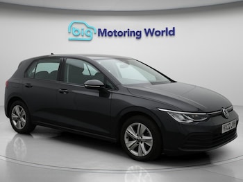 Volkswagen - Golf