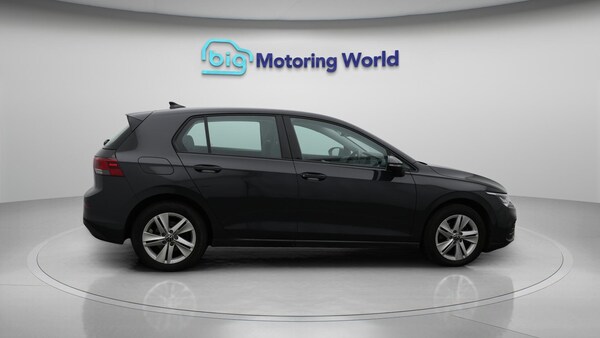 Used Volkswagen Golf 2022 for sale - 76214960: Photo 9
