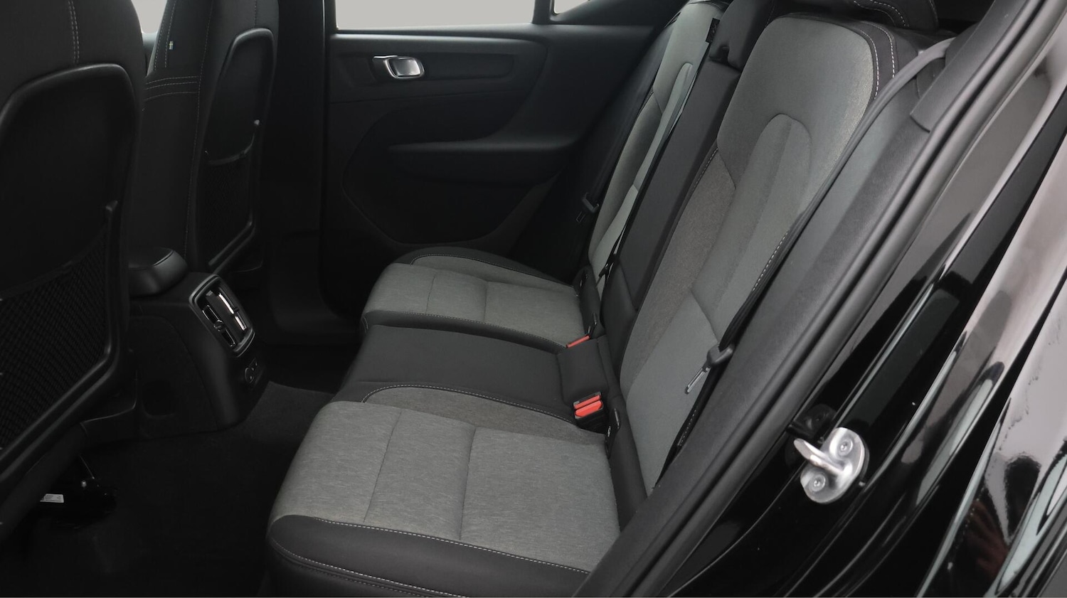 Used Volvo XC40 2022 for sale - 76646301: Photo 17