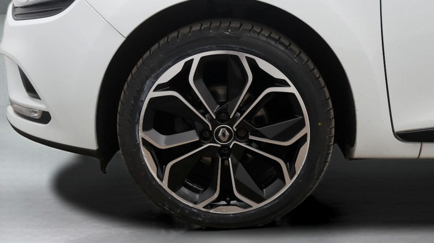 Used Renault Clio 2019 for sale - 77349968: Photo 18