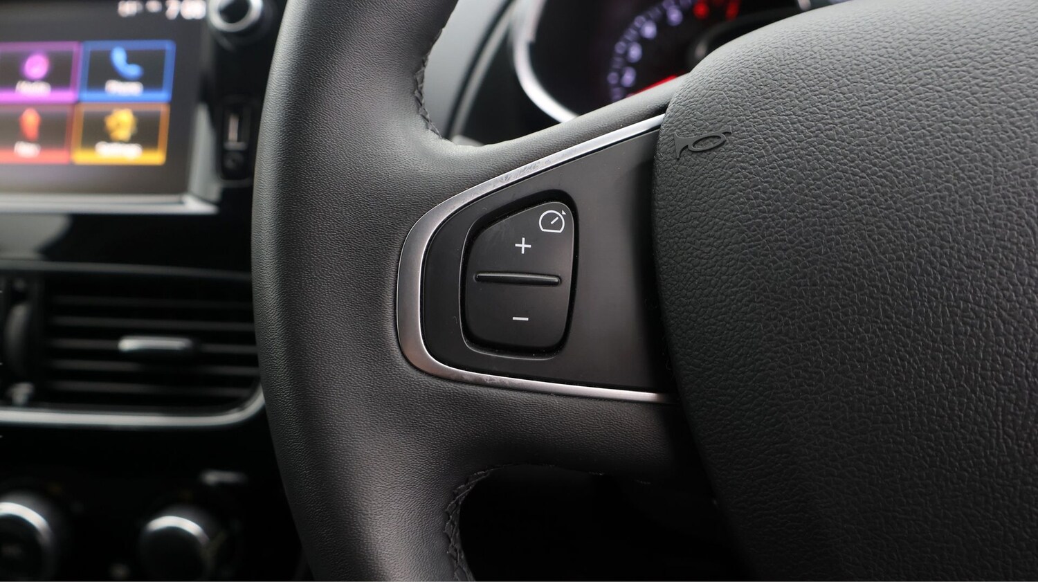 Used Renault Clio 2019 for sale - 77349968: Photo 21