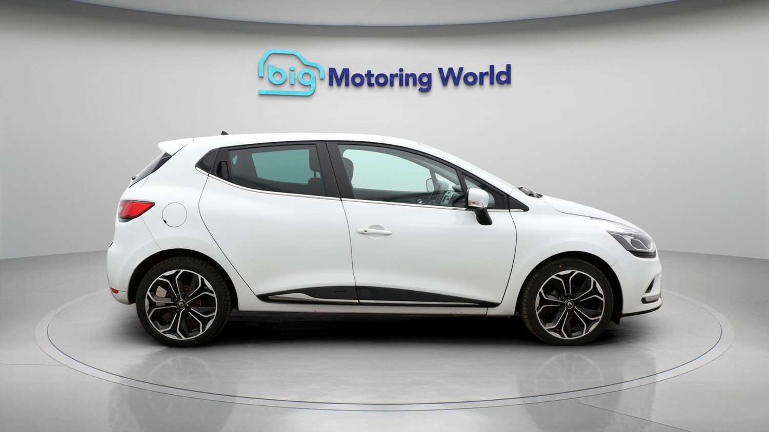 Used Renault Clio 2019 for sale - 77349968: Photo 8