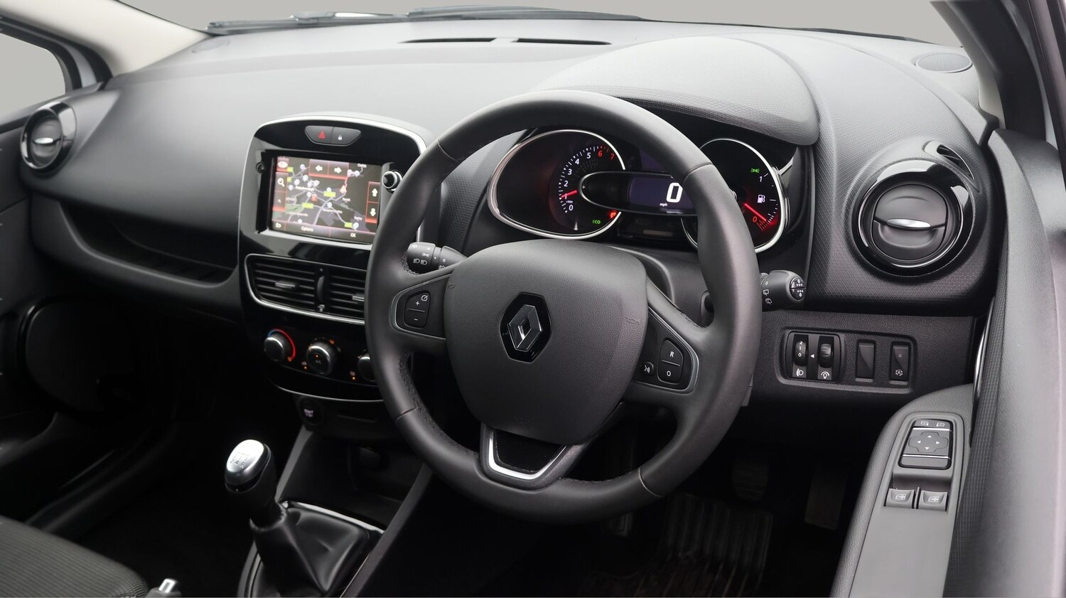 Used Renault Clio 2019 for sale - 77349968: Photo 9