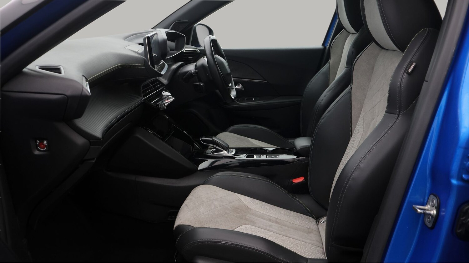 Used Peugeot 2008 2021 for sale - 77310801: Photo 14