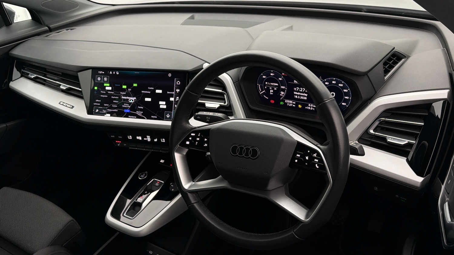 Used Audi Q4 e-tron 2023 for sale - 77951174: Photo 9