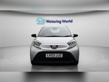 Used Toyota Aygo X 2023 for sale - 79353552: Photo
