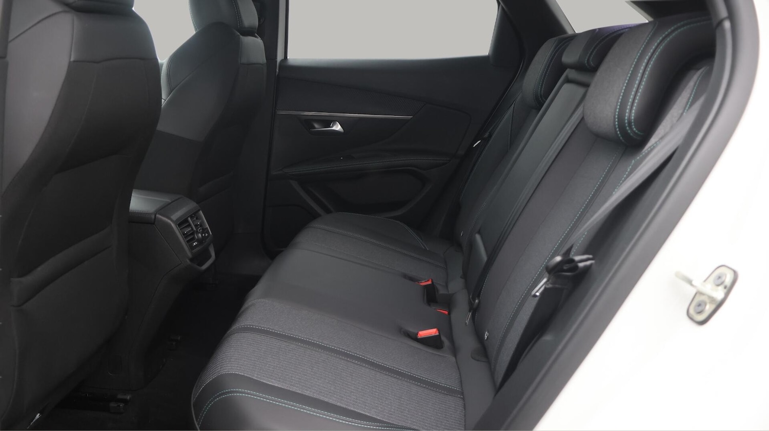 Used Peugeot 3008 2023 for sale - 76772070: Photo 17