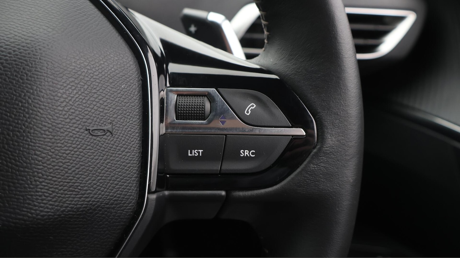 Used Peugeot 3008 2023 for sale - 76772070: Photo 24